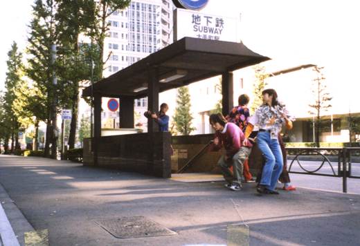 TOKYO QP 野外